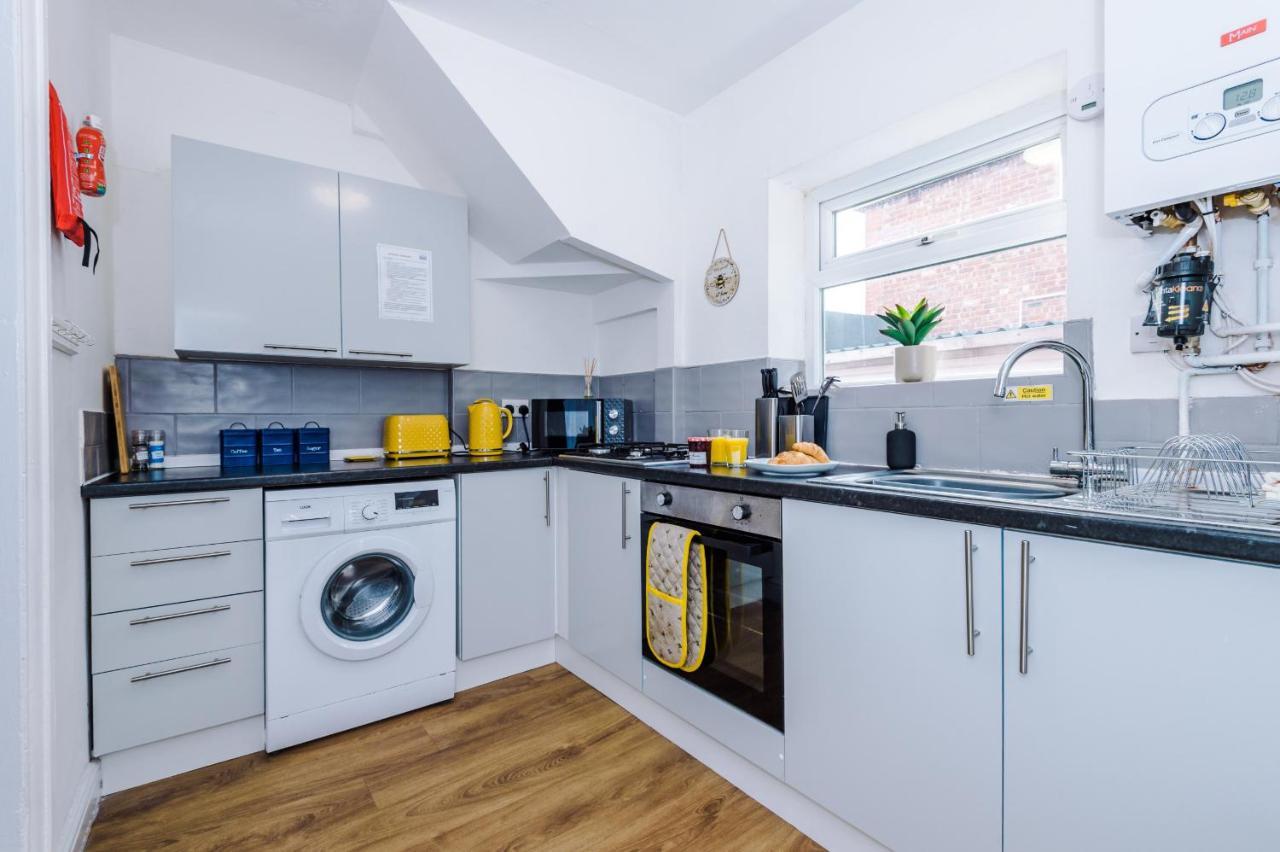 Half Mile To Etihad Stadium & Coop Arena, Free Parking, 6 Ppl Casa de férias Manchester